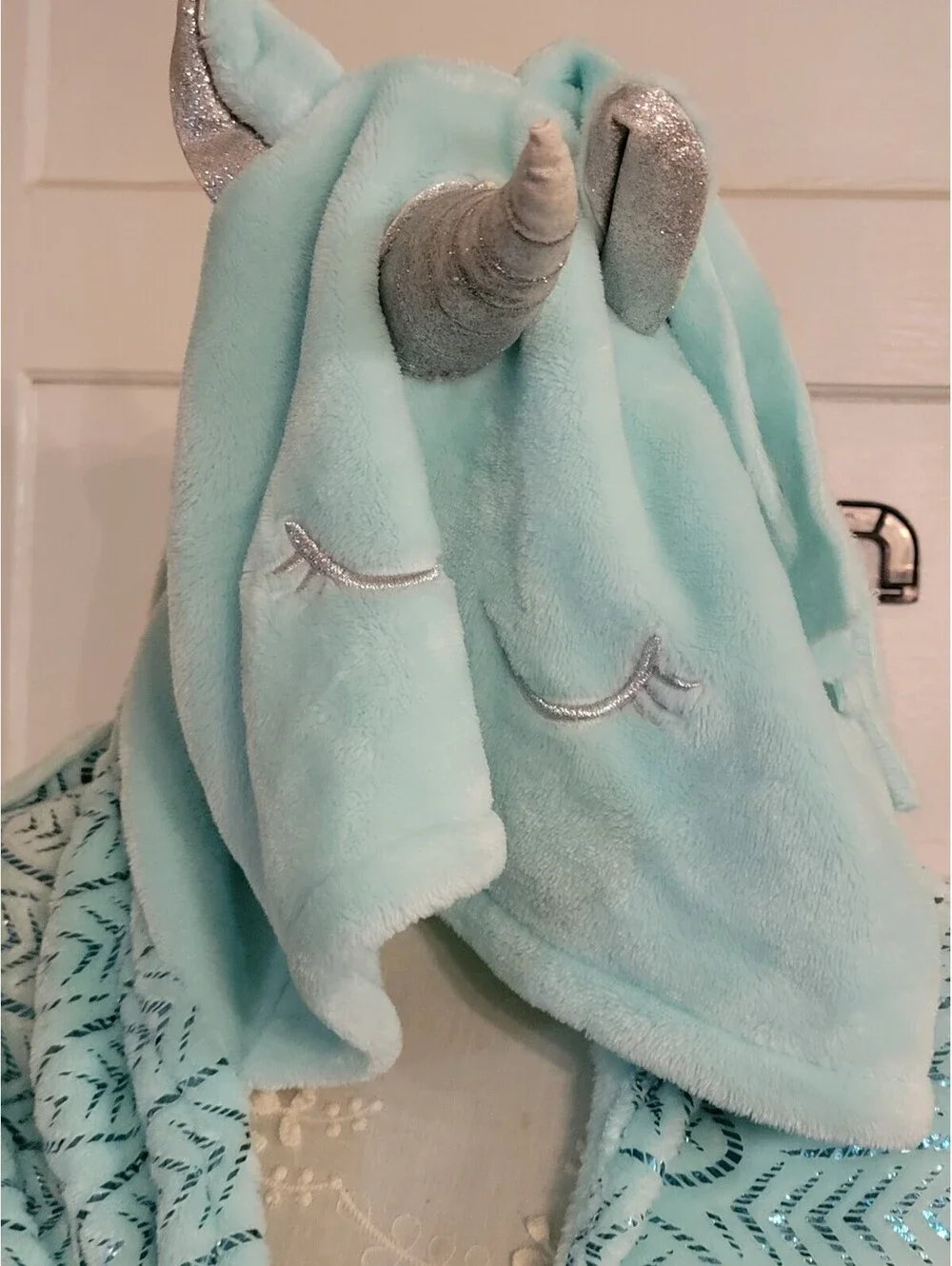 Justice  Hooded Unicorn  Blanket/robe Aqua/ Green Silver Accent Snuggie One Size